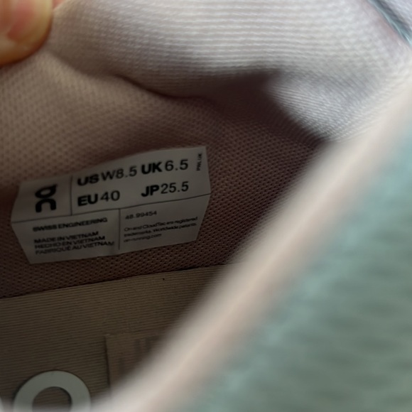 ON Cloud The Roger Advantage in White and Rose - Picture 11 of 11